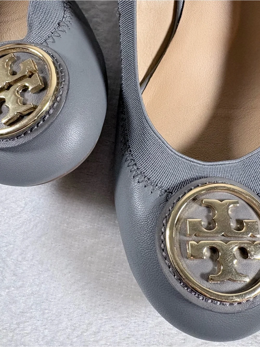 Tory Burch Gray Logo Wedge Heels Medium Width Fit